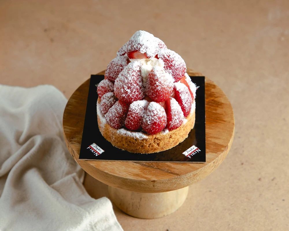 ÇİLEKLİ TART(ADET)